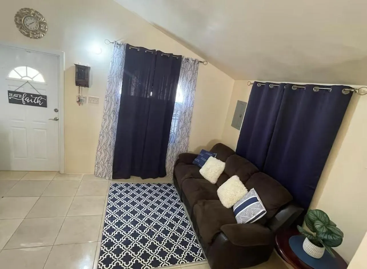 Sunset Villas Mwv Montego Bay 0*,